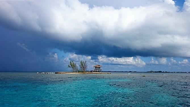 Listing ID: URE0365, Cayo Salmedina Utila, Bay Islands, HN - Salmedina Cay, Photo #