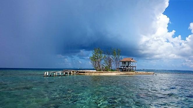 Listing ID: URE0365, Cayo Salmedina Utila, Bay Islands, HN - Salmedina Cay, Photo #