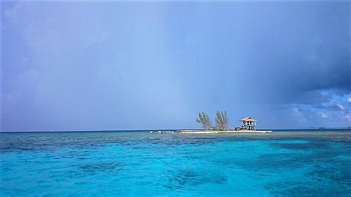 Listing ID: URE0365, Cayo Salmedina Utila, Bay Islands, HN - Salmedina Cay, Photo #