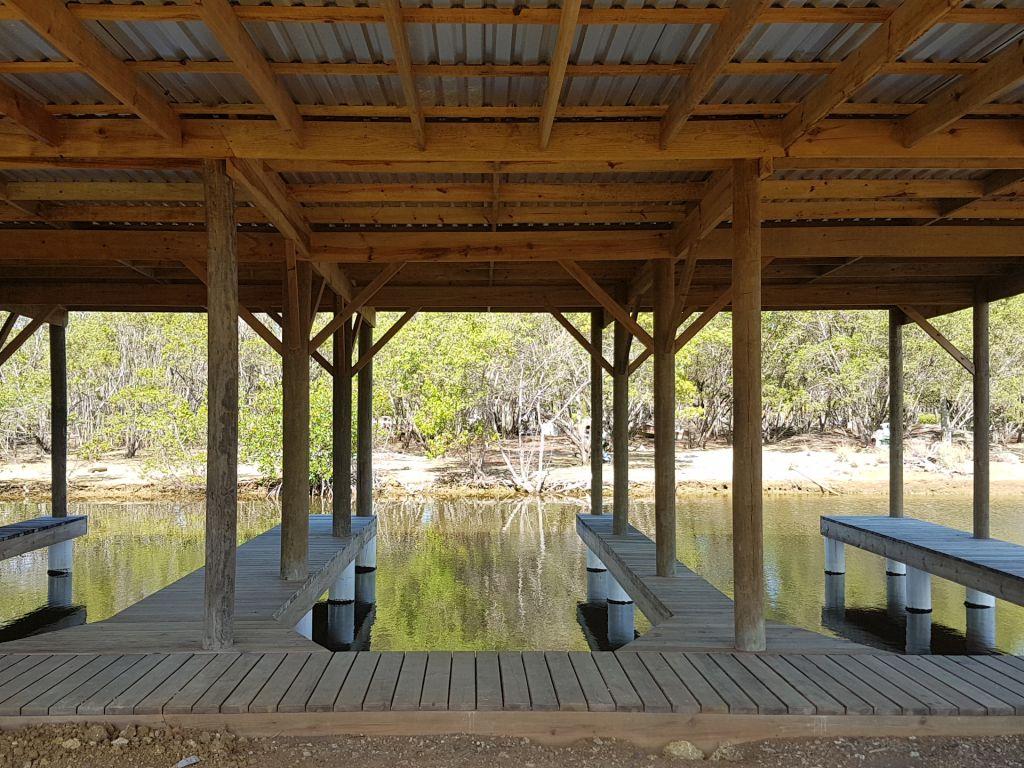 Listing ID: URE0366, Oyster Bed Lagoon/Little Bight Utila, Bay Islands, HN - South Shore Marina Boat Slips, Photo #