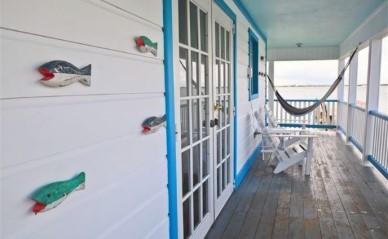 Listing ID: URE0380, The Point Utila, Bay Islands, HN - Lazy Daze on the Bay, Photo #