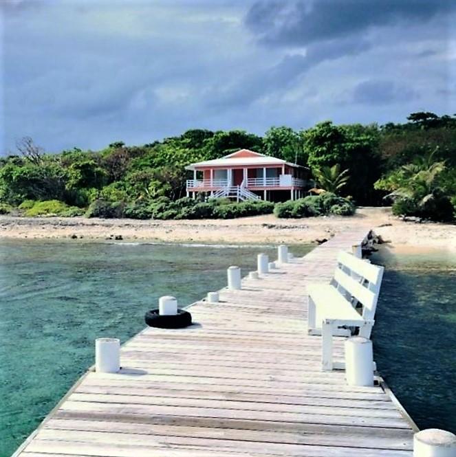 Listing ID: URE0384, Big Rock Utila, Bay Islands, HN - South Shore Reef House, Photo #