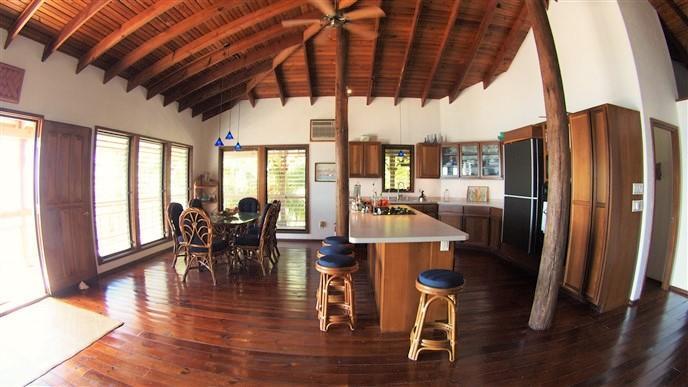 Listing ID: URE0406, Pine Point Utila, Bay Islands, HN - Pine Point Home with Dock, Photo #