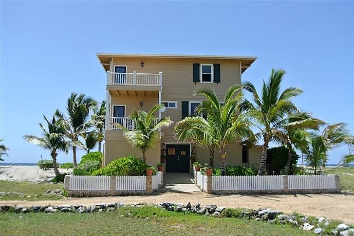 House Sold - Utila, Bay Islands - Listing ID: URE0407 - Photo