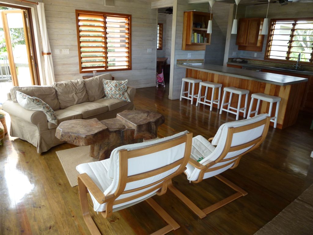 Listing ID: URE0472, Swanix Bay Utila, Bay Islands, HN - Tropical Paradise Retreat with Panoramic Sea Views, Photo #