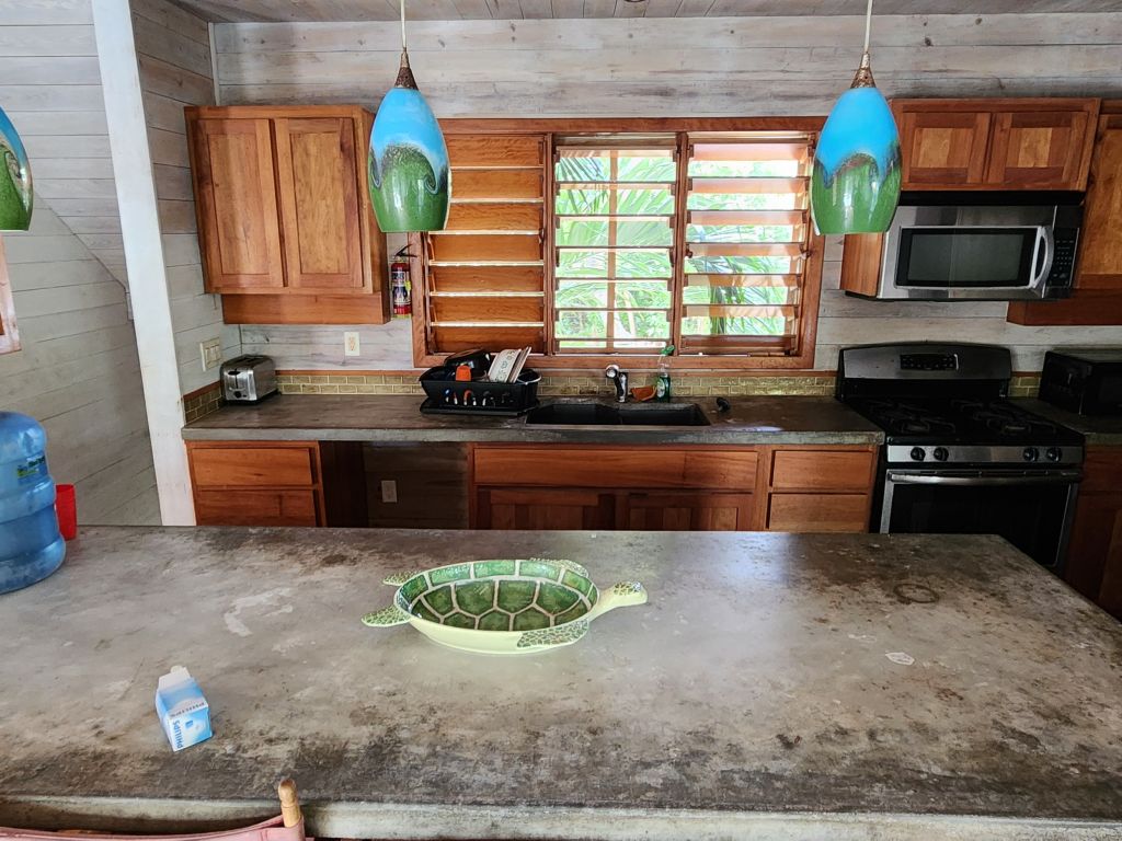 Listing ID: URE0472, Swanix Bay Utila, Bay Islands, HN - Tropical Paradise Retreat with Panoramic Sea Views, Photo #