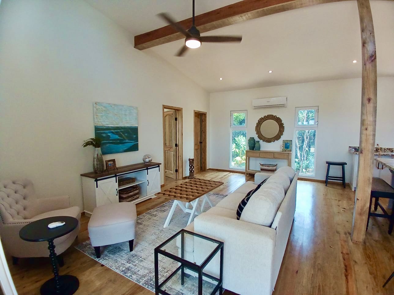 Listing ID: URE0482, New Jericho Utila, Bay Islands, HN - Casa Oceana, Photo #