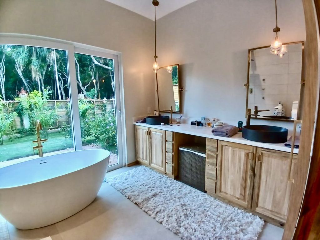 Listing ID: URE0483, New Jericho Utila, Bay Islands, HN - Fortalaza, Photo #