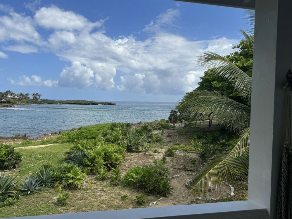 Listing ID: URE0484, Paradise Cove Utila, Bay Islands, HN - The Cove House, Photo #