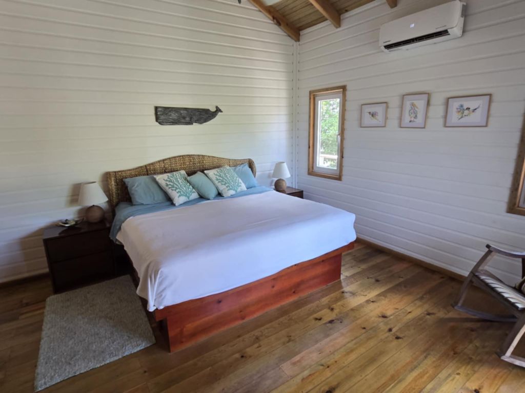 Listing ID: URE0489, Little Bight Utila, Bay Islands, HN - Casa Sirena, Photo #