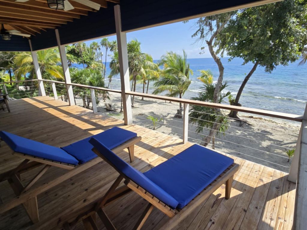 Listing ID: URE0489, Little Bight Utila, Bay Islands, HN - Casa Sirena, Photo #