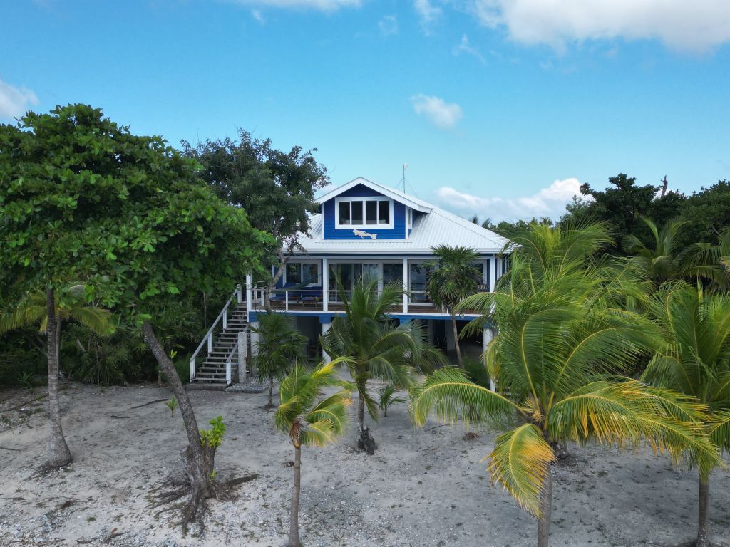 Listing ID: URE0489, Little Bight Utila, Bay Islands, HN - Casa Sirena, Photo #