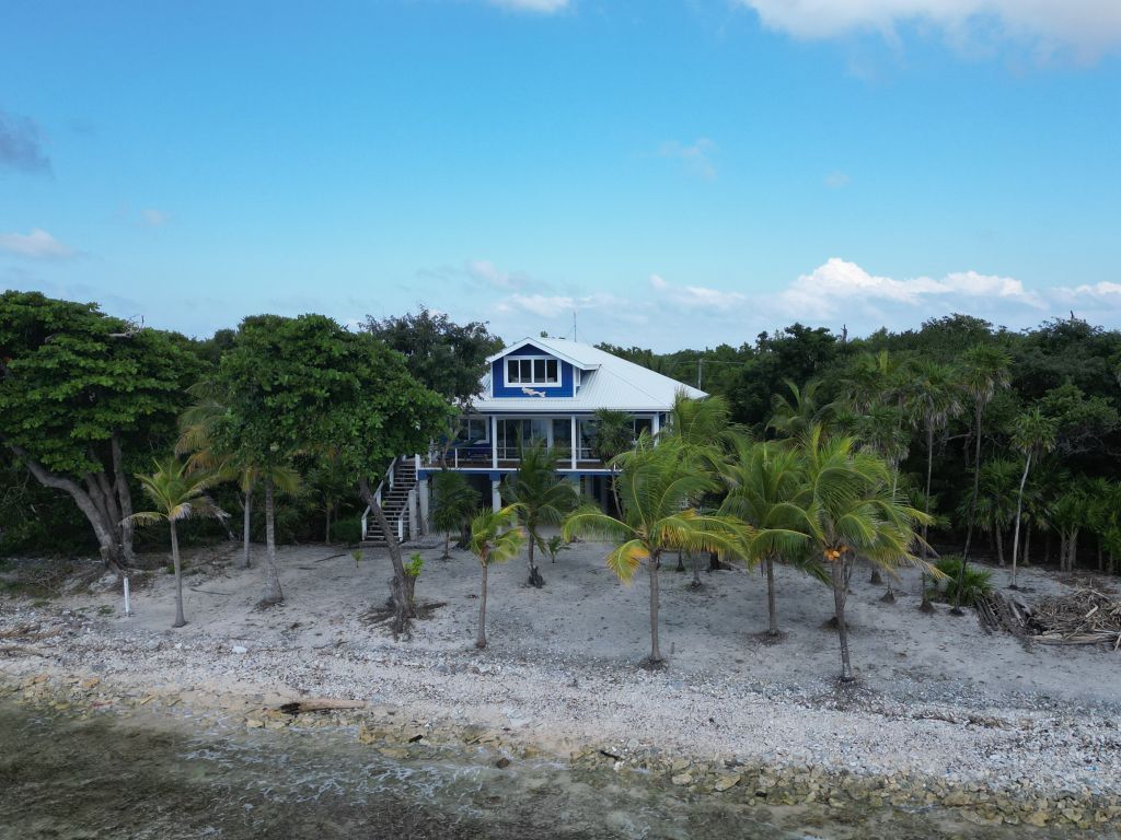 Listing ID: URE0489, Little Bight Utila, Bay Islands, HN - Casa Sirena, Photo #