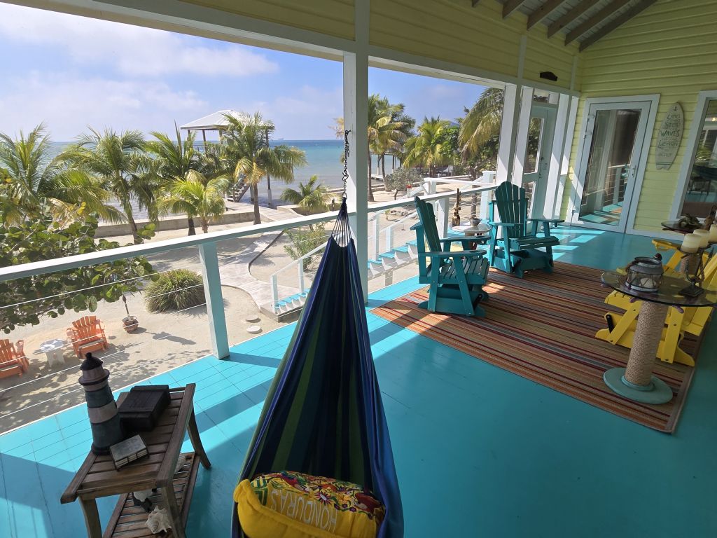 Listing ID: URE0490, Jonathan Point Utila, Bay Islands, HN - South West St. Breezy, Photo #