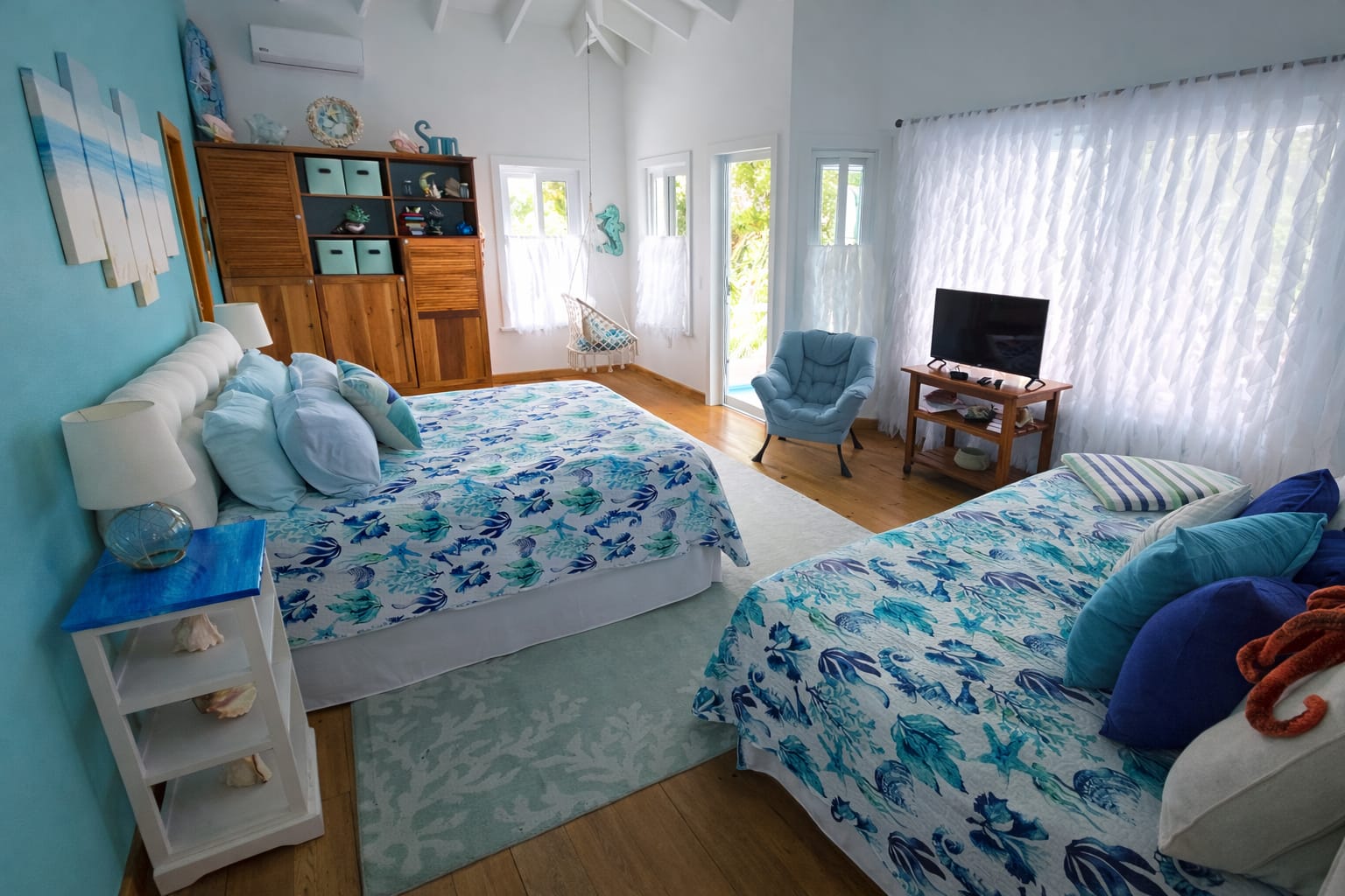 Listing ID: URE0491, Jonathan Point Utila, Bay Islands, HN - Sunset House, Photo #