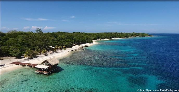 Listing ID: URE0511, Jack Neil Beach Utila, Bay Islands, HN - Jack Neil Beach Front, Photo #