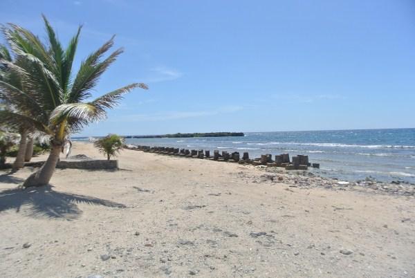 Listing ID: URE0526, Rocky Point Estates Trade Wind Utila, Bay Islands, HN - Tradewind Ocean Front Homesite, Photo #