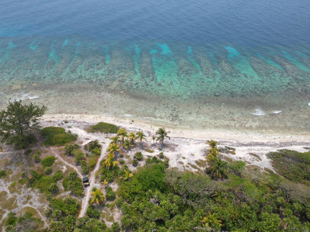 Listing ID: URE0649, Little Bight Utila, Bay Islands, HN - Little Bight Lot 10, Photo #