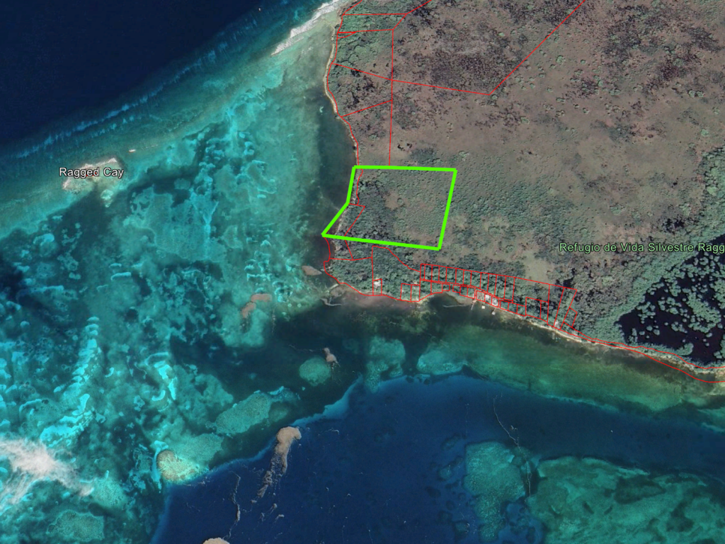 Listing ID: URE0655, West End Utila, Bay Islands, HN - West End 40+ Acres With Beachfront, Photo #