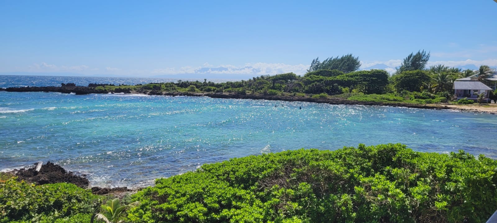 Listing ID: URE0690, Tradewinds Utila, Bay Islands, HN - Wind Tryst Tropical Home, Photo #