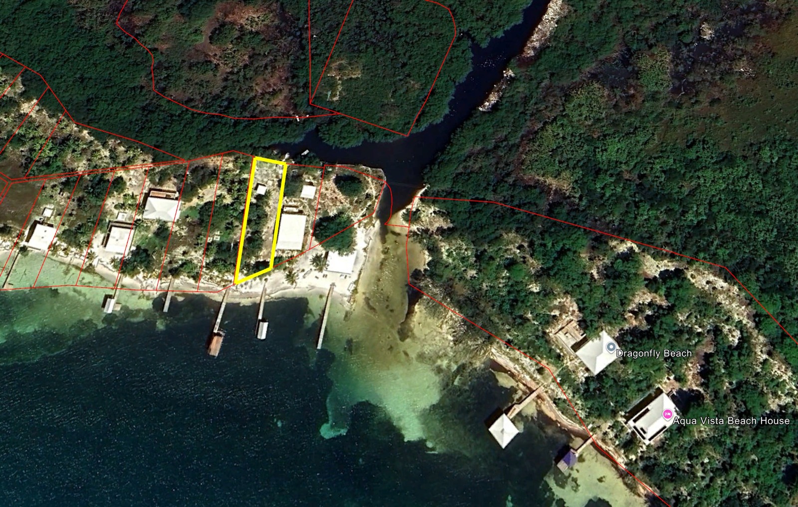 Listing ID: URE0693, Holland Beach Utila, Bay Islands, HN - Oceanfront property with small bodega and boat dock, Photo #