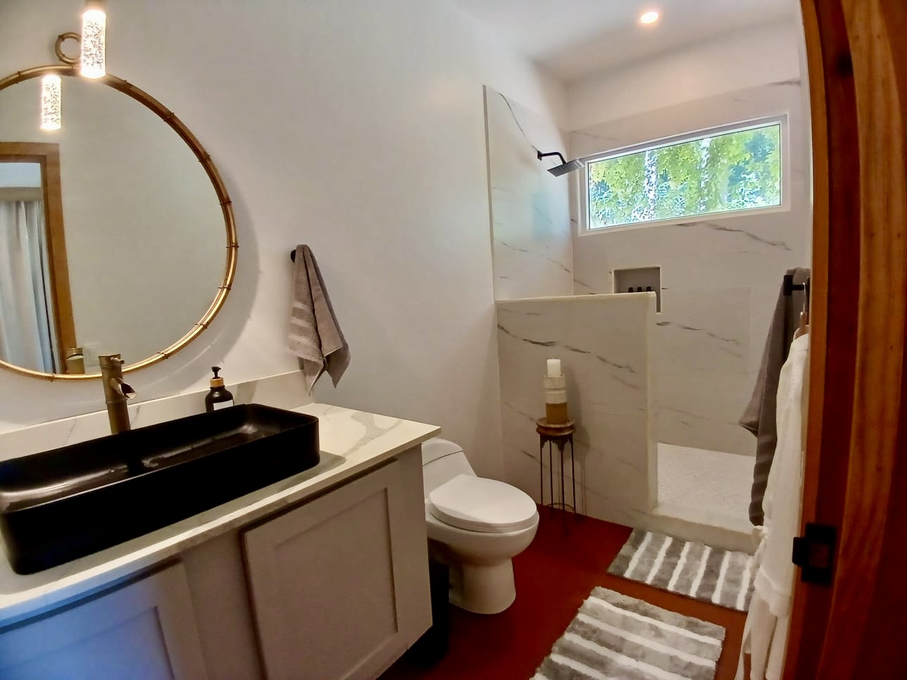 Listing ID: URE0696, New Jericho Utila, Bay Islands, HN - Ocean Vines Bungalows, Photo #