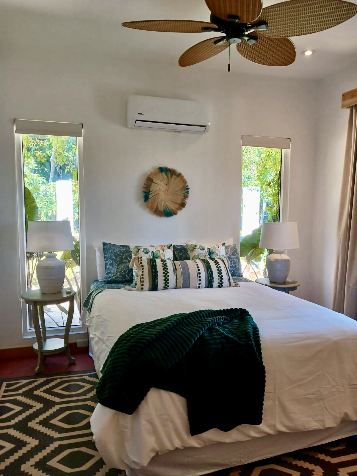 Listing ID: URE0696, New Jericho Utila, Bay Islands, HN - Ocean Vines Bungalows, Photo #