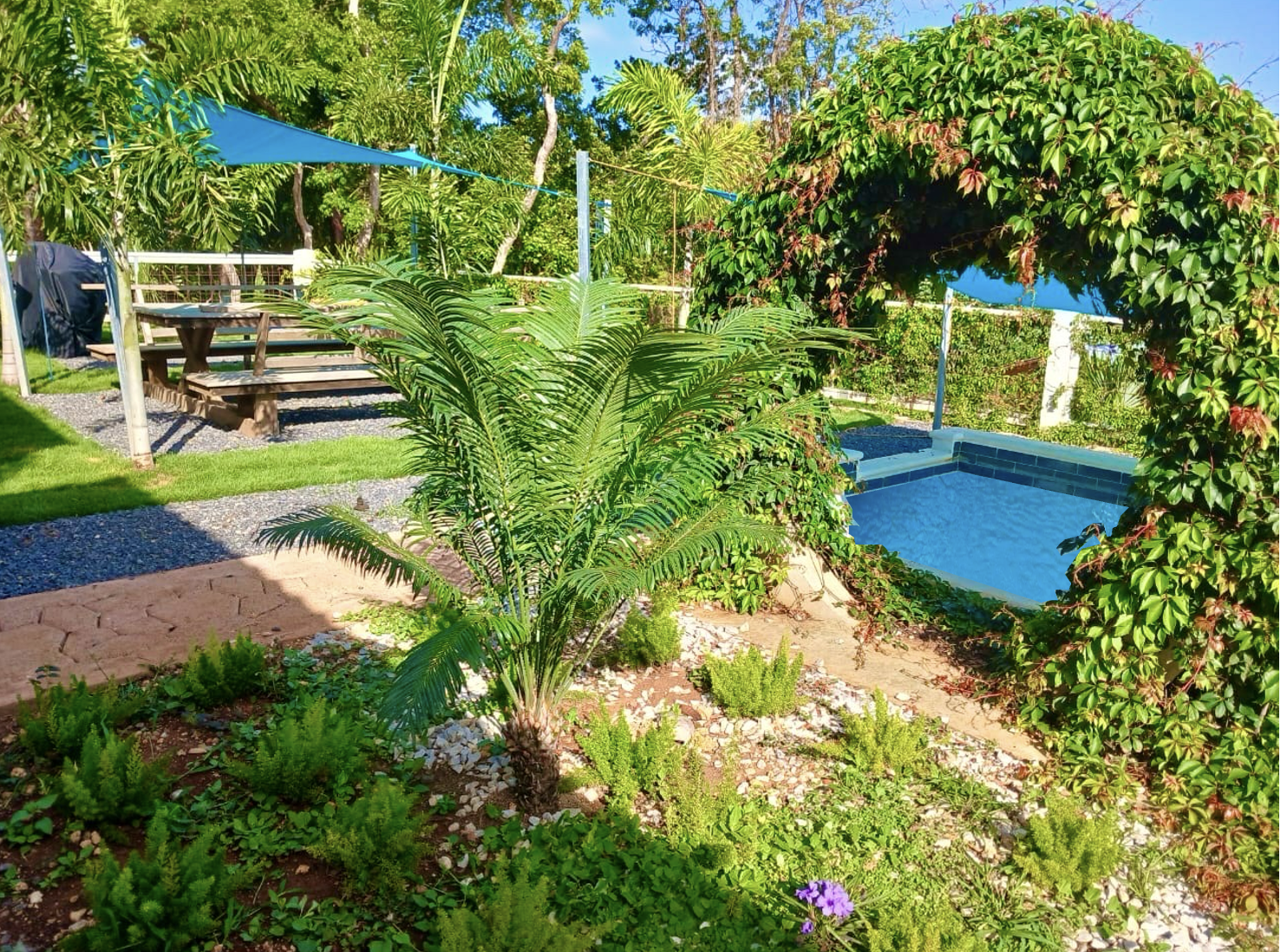 Listing ID: URE0696, New Jericho Utila, Bay Islands, HN - Ocean Vines Bungalows, Photo #