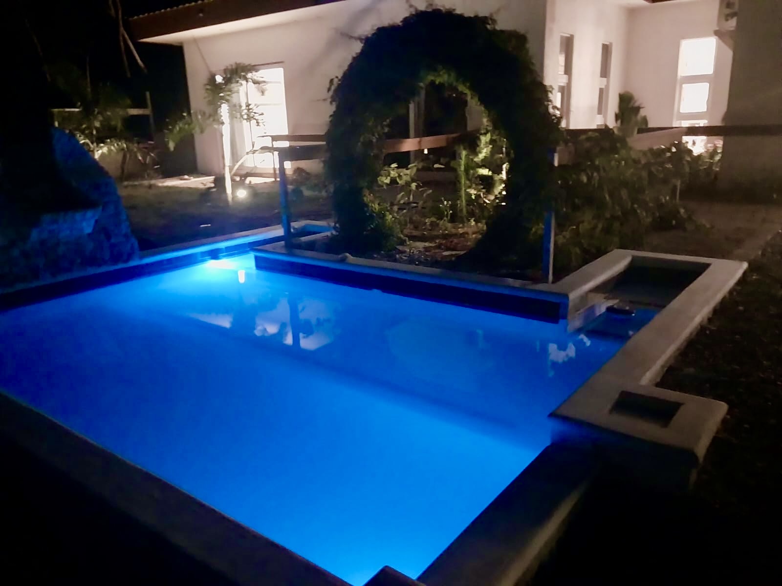 Listing ID: URE0696, New Jericho Utila, Bay Islands, HN - Ocean Vines Bungalows, Photo #