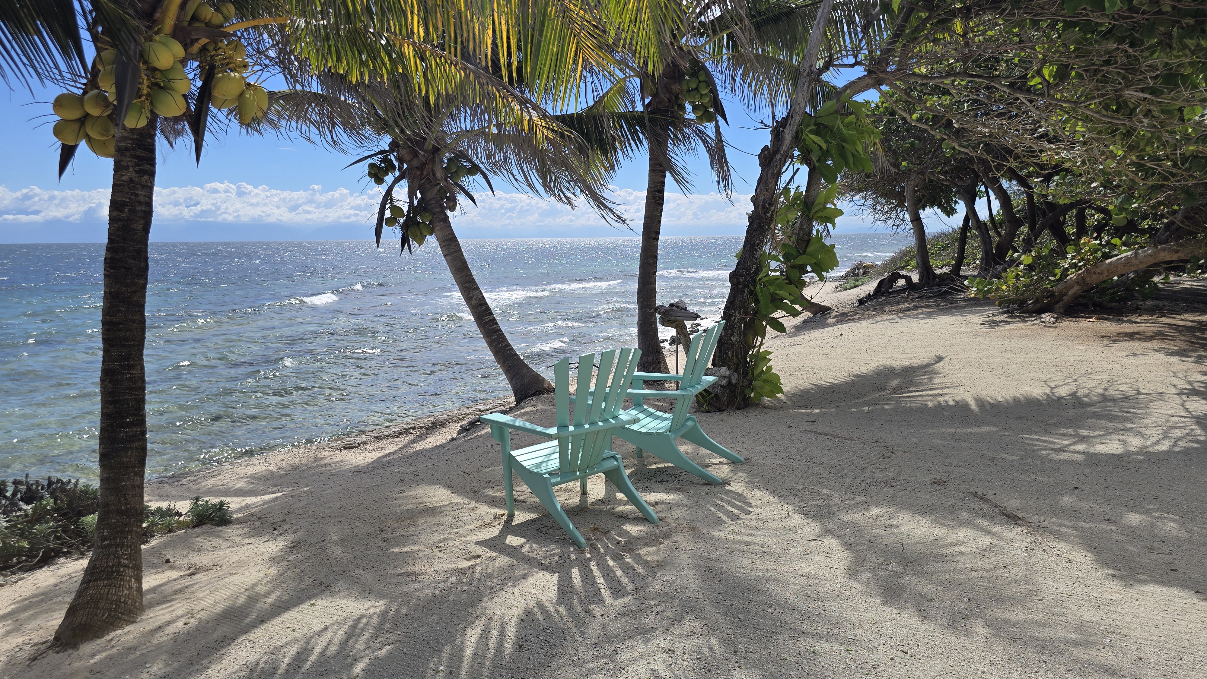 Listing ID: URE0697, Big Rock Utila, Bay Islands, HN - Utopia Village, Photo #