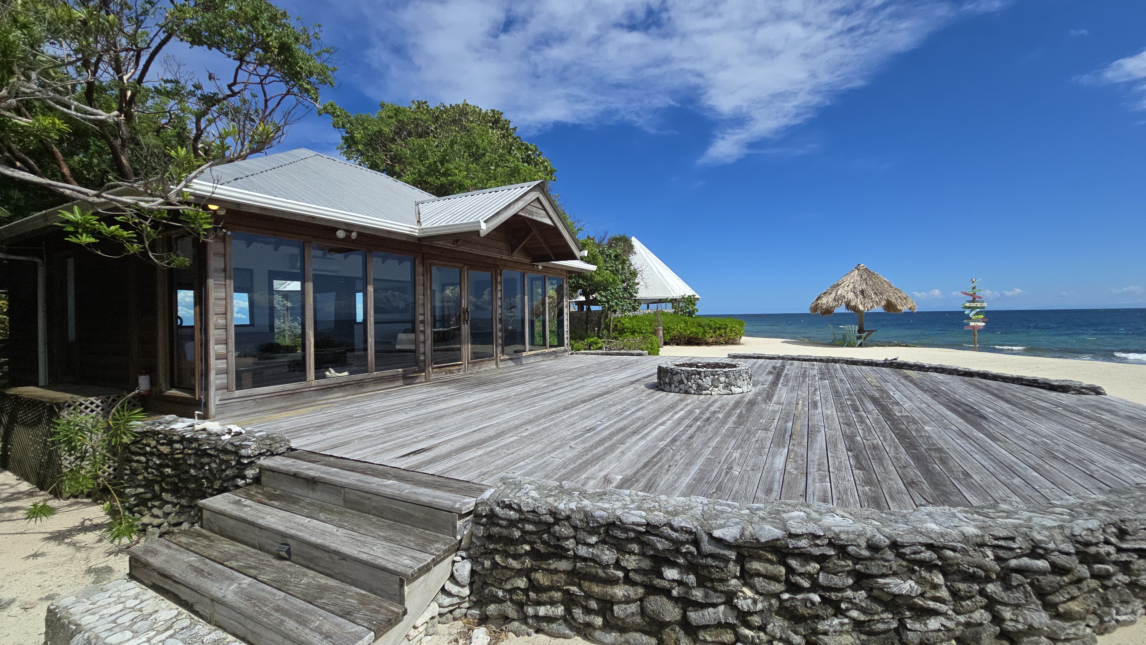 Listing ID: URE0697, Big Rock Utila, Bay Islands, HN - Utopia Village, Photo #