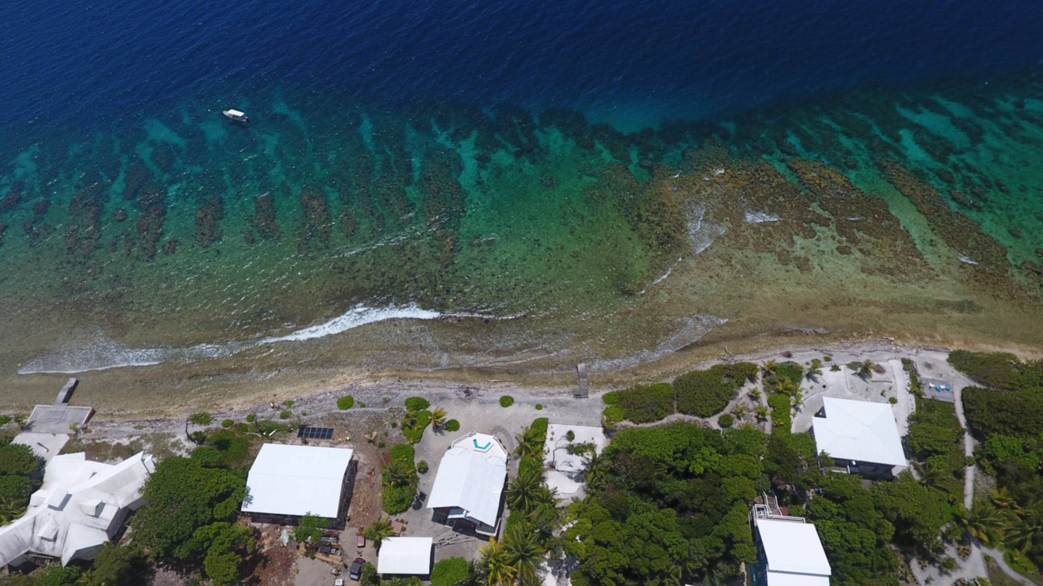 Listing ID: URE0702, Little Bight Utila, Bay Islands, HN - Casa De Arrecife, Photo #