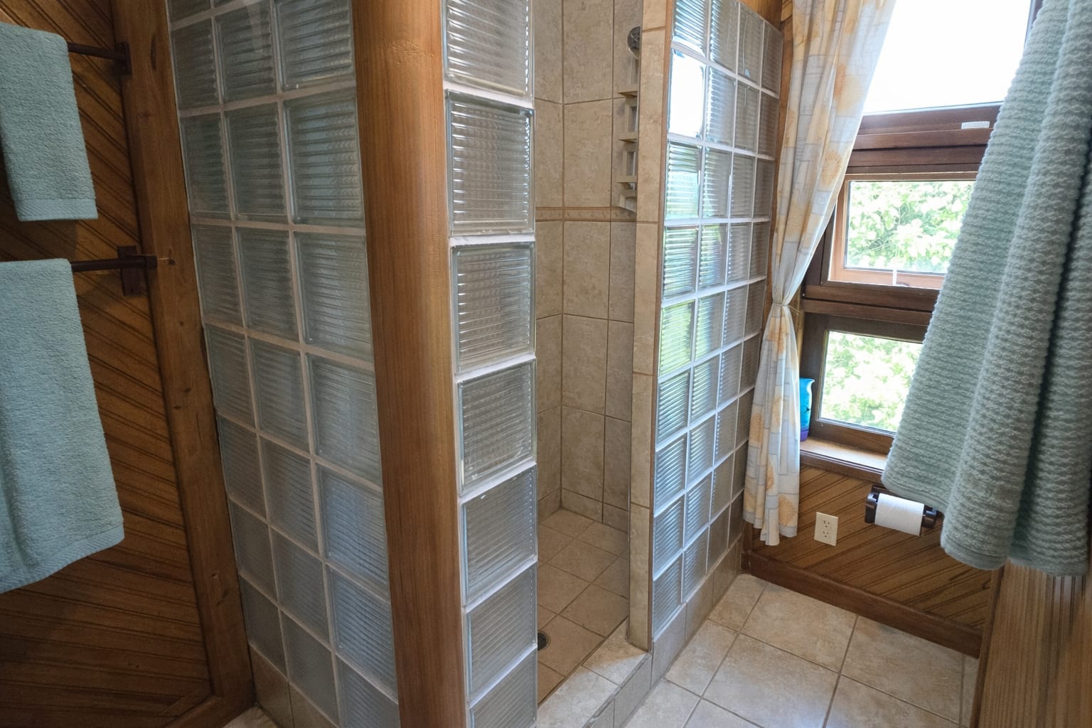 Listing ID: URE0702, Little Bight Utila, Bay Islands, HN - Casa De Arrecife, Photo #